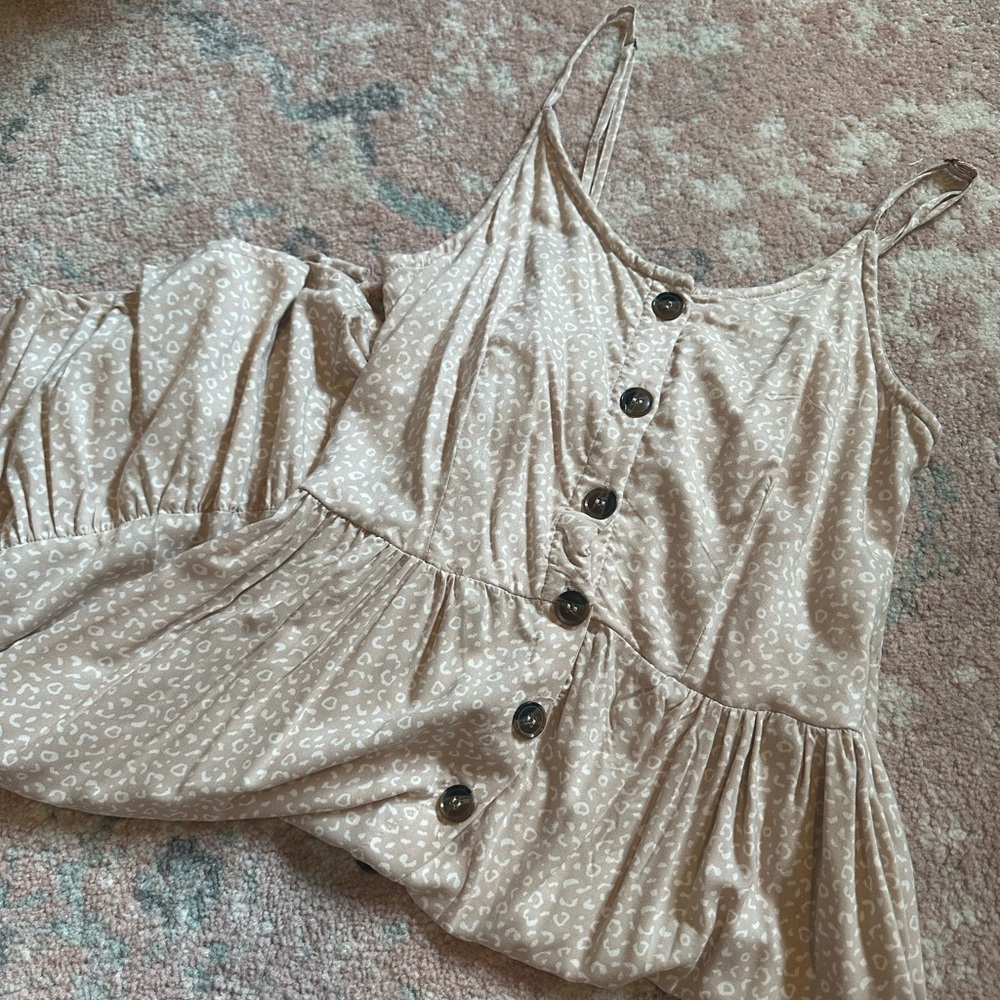 Cute summer dress!